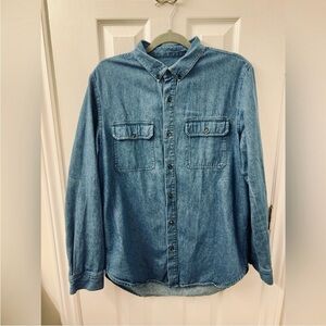 Men’s Forever 21 denim chambray button down shirt​